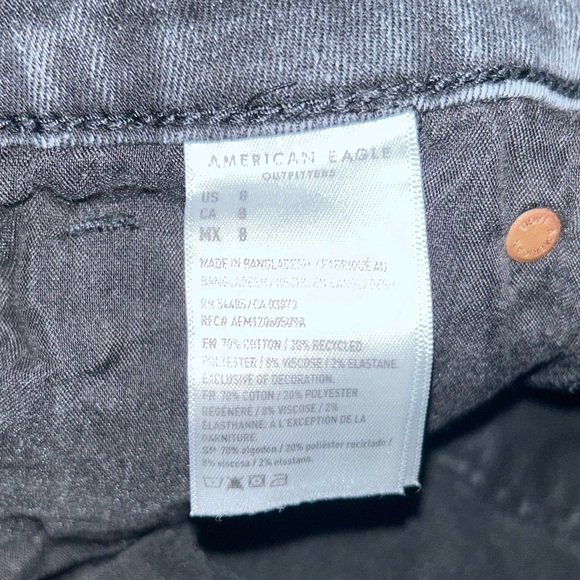 Black denim American eagle denim shorts - Picture 3 of 3